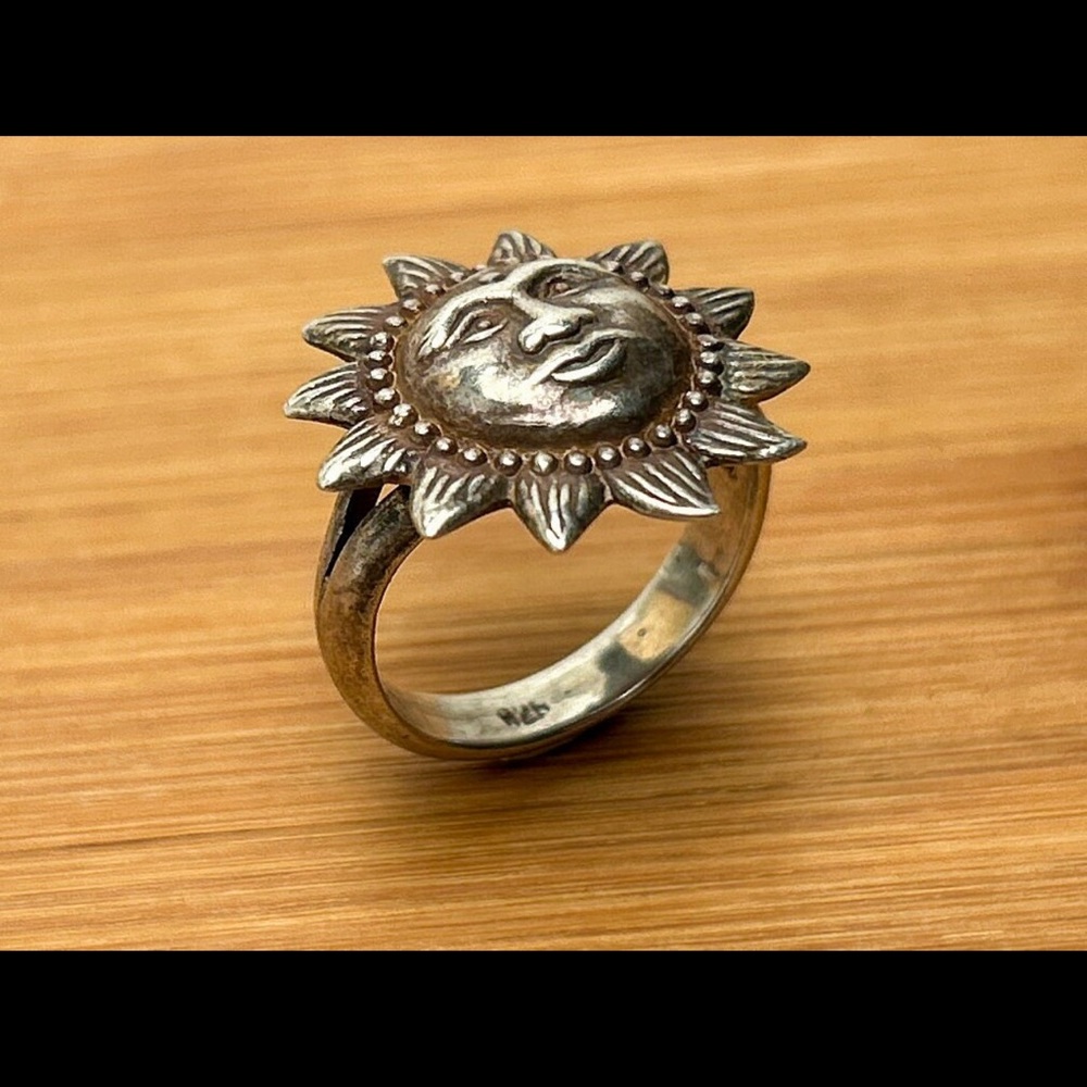 Vintage Sterling Silver Sun Face Earrings & Matching Ring, boho, hippie, ethnic - Picture 4 of 7